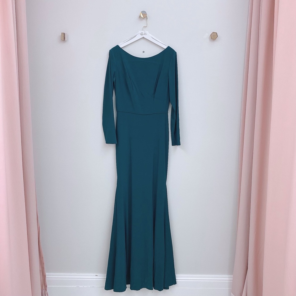 Christina Wu Style #22014 Emerald Sz 6